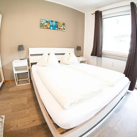 Flow Karl Wolf Park Апартаменты