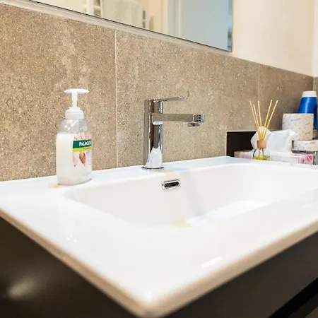 Apartman Flow Karl Wolf Park