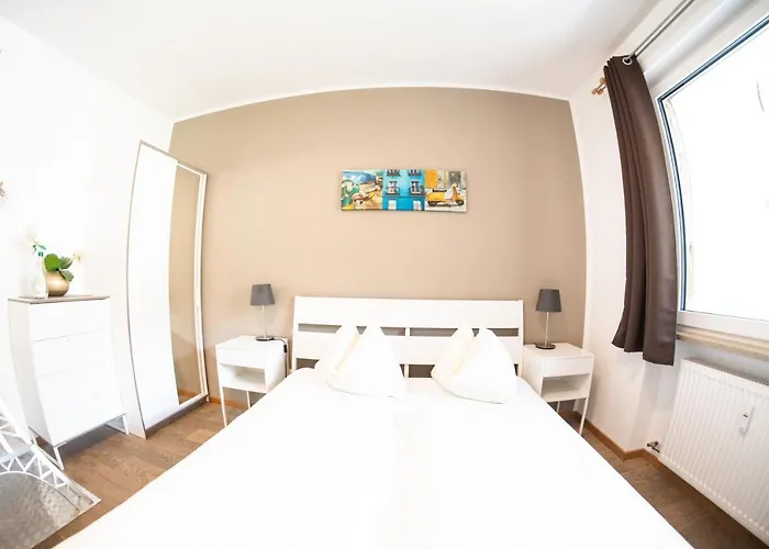 Flow Karl Wolf Park Apartment