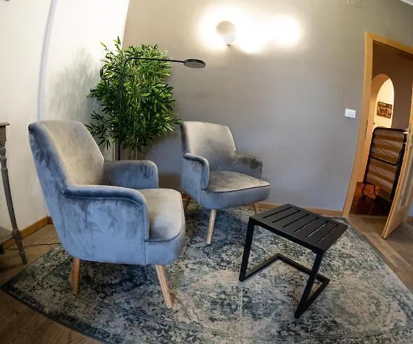 Flow Karl Wolf Park Апартаменты *