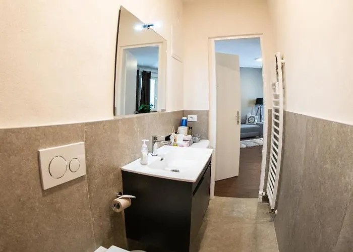 Apartment Flow Karl Wolf Park