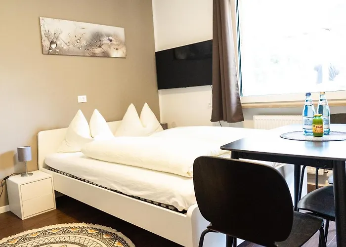 Апартаменты Flow Karl Wolf Park *